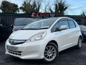 12 Honda Fit Hybrid - Image 2