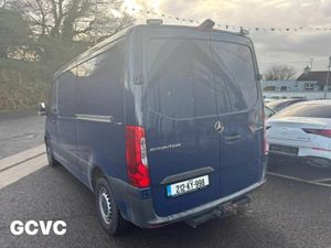 Mercedes-Benz Sprinter 214 MWB LOW ROOF MANUAL - Image 3