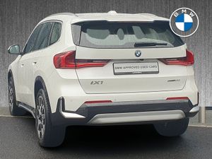 BMW iX1 eDrive20 xLine - Image 3