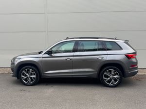 Skoda Kodiaq 2023 Sportline pan roof - Image 4