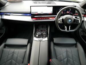 BMW 5-Series 530e M Sport Pro Touring - Image 4