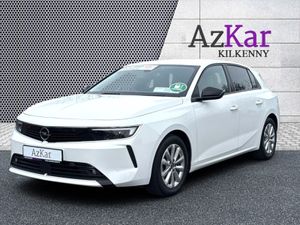 Opel Astra 2022 SC 1.2L PETROL HATCHBACK NCT 2028 - Image 4