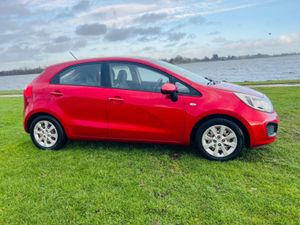 Kia Rio 1.25 MANUAL//CLEAN CAR//LOW MILEAGE - Image 3