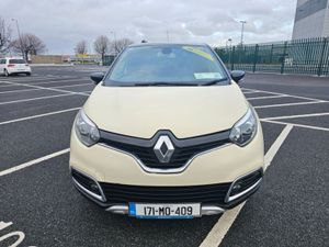 Renault Captur TOP SPEC Signature 1.5 DCI TIMING B - Image 3
