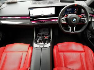 BMW M5 Saloon - Image 4