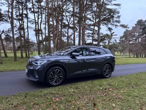 Volkswagen ID.4 2022 Tiny Km Like New - Image 3