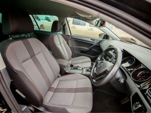 VOLKSWAGEN GOLF AUTO - Image 3