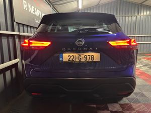 2022 221 Nissan Qashqai 1.3 Petrol Manual - Image 2