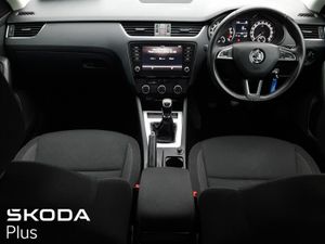 Skoda Octavia **TINY MILEAGE**AMBITION 1.6TDI 115H - Image 2