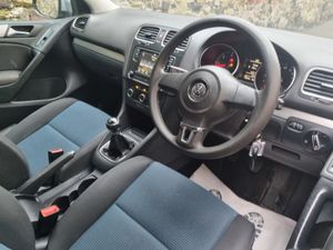 Volkswagen Golf 2012 - Image 4