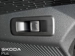 Skoda Octavia **MANUAL GEARBOX** EXCEPTIONALLY RAR - Image 3