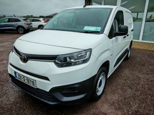 2022 TOYOTA PROACE CITY 1.5 GL SWB 3DR - Image 2