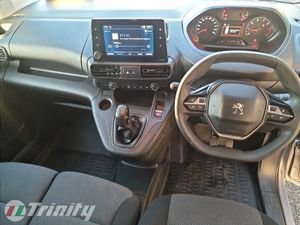 Peugeot Partner ** PARTNER PROF PLUS ** 1.5 BLUE H - Image 2