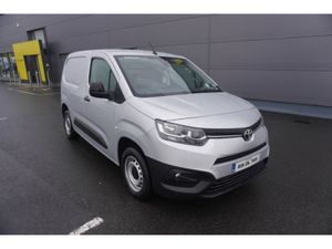 Toyota Proace CITY 1.5 GX SWB 650KG 3 - Image 3