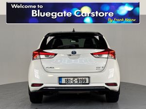 Toyota Auris HYBRID LUNA SPORT AUTO**TOUCHSCREEN B - Image 3