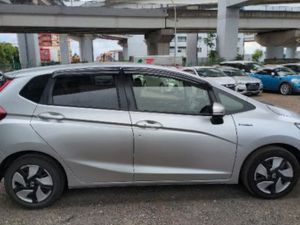 2014 - Honda fit Self charging 1.5 Petrol Hybrid - Image 4
