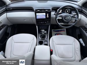 Hyundai Tucson EXECUTIVE PLUS 5DR DIESEL - Image 2