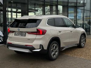 BMW iX1 eDrive20 xLine - Image 2
