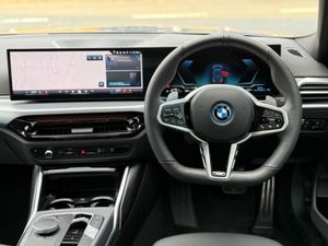 BMW 3-Series 330e M Sport - Image 4