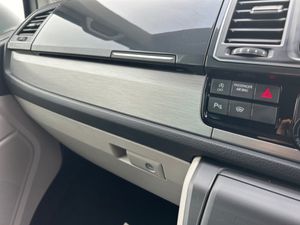 Volkswagen Transporter T6 WINDOW TDI 2.0 TDI 204BH - Image 3