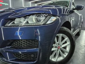Jaguar F-Pace TDI AWD PORTFOLIO 5DR AUTO - Image 3
