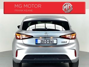 MG MG3 EX-DEMO MG 3 EXCLUSIVE HEV **HALF BLACK LEA - Image 4