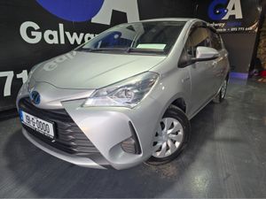 Toyota Yaris HYBRID-REAR CAMERA-ANDROID AUTO-LOW K - Image 3