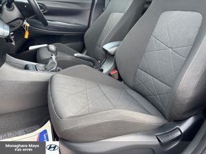 Hyundai Bayon EXECUTIVE 1.2 PETROL 5DR - Image 4