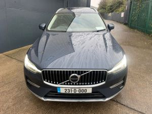 Volvo XC60 CORE T6 RECHARGE AWD PHEV AS NEW! - Image 3