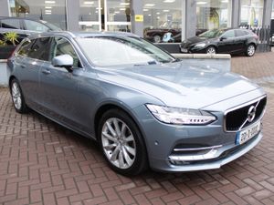 2.0D4 MOMENTUM 5DR ESTATE AUTOMATIC // STUNNING CA - Image 2