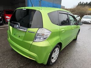 2012 Honda Fit Hybrid Automatic - Image 3