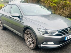 2015 VOLKSWAGEN PASSAT IMMACULATE - Image 4