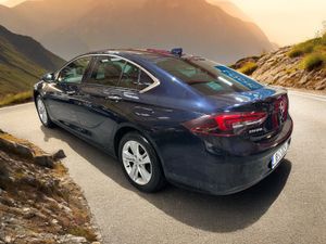 Opel Insignia 1.5 (140PS) Turbo Petrol TEC ELITE - Image 2