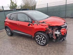192 Renault Captur  Iconic  1.5 Diesel - Image 2