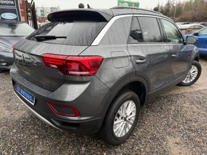 2023 Volkswagen T-Roc LIFE 1.0 TSI - Image 4