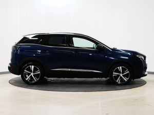 *92* 2023 Peugeot 3008 1.6 GT PHEV AUTOMATIC - Image 3