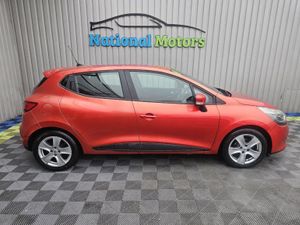 2015 Renault Clio 1.2 PETROL DYNAMIQUE NAV - Image 2