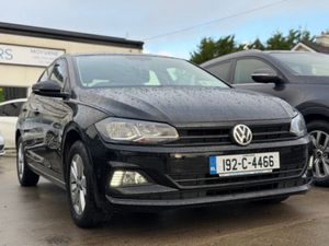 Volkswagen Polo VERY LOW MILEAGE - TRENDLINE 1.0 M - Image 3