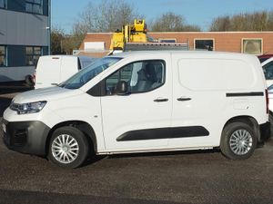 2021 Citroen Berlingo Small Panel Van - Image 2