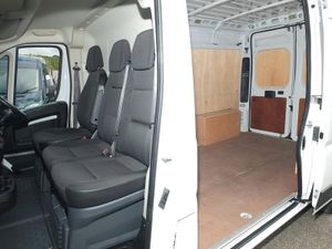 2023 Vauxhall Movano Panel Van - Image 4