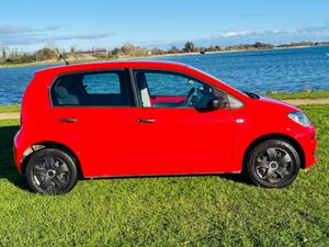 Volkswagen up! Mint Condition - Image 4