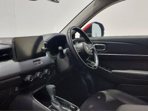 Honda HR-V Hr-V Hatchback Advance - Image 2