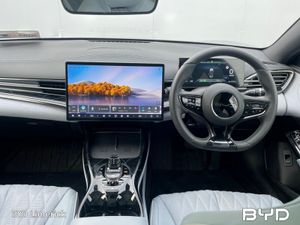 BYD SEAL 82.5kWh Design RWD - Image 2