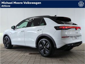Volkswagen T-Roc R-Line 1.5 eTSI mHEV 150BHP - Image 3