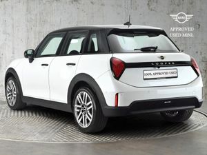 Mini Cooper Cooper C 5 Door - Image 3