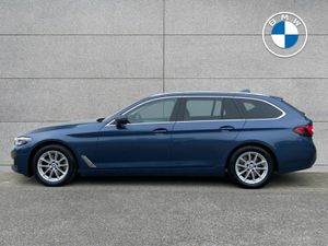 BMW 5-Series 520d SE Touring - Image 4