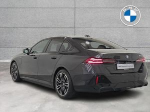 BMW 5-Series 530e M Sport Saloon - Image 3