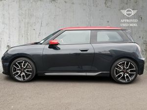 Mini Cooper Cooper E - Image 4