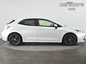 Toyota Corolla 1.8 Hybrid Auto - Image 2