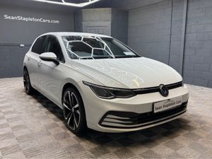 Volkswagen Golf LIFE 2.0 TDI 115HP 5DR - Image 4